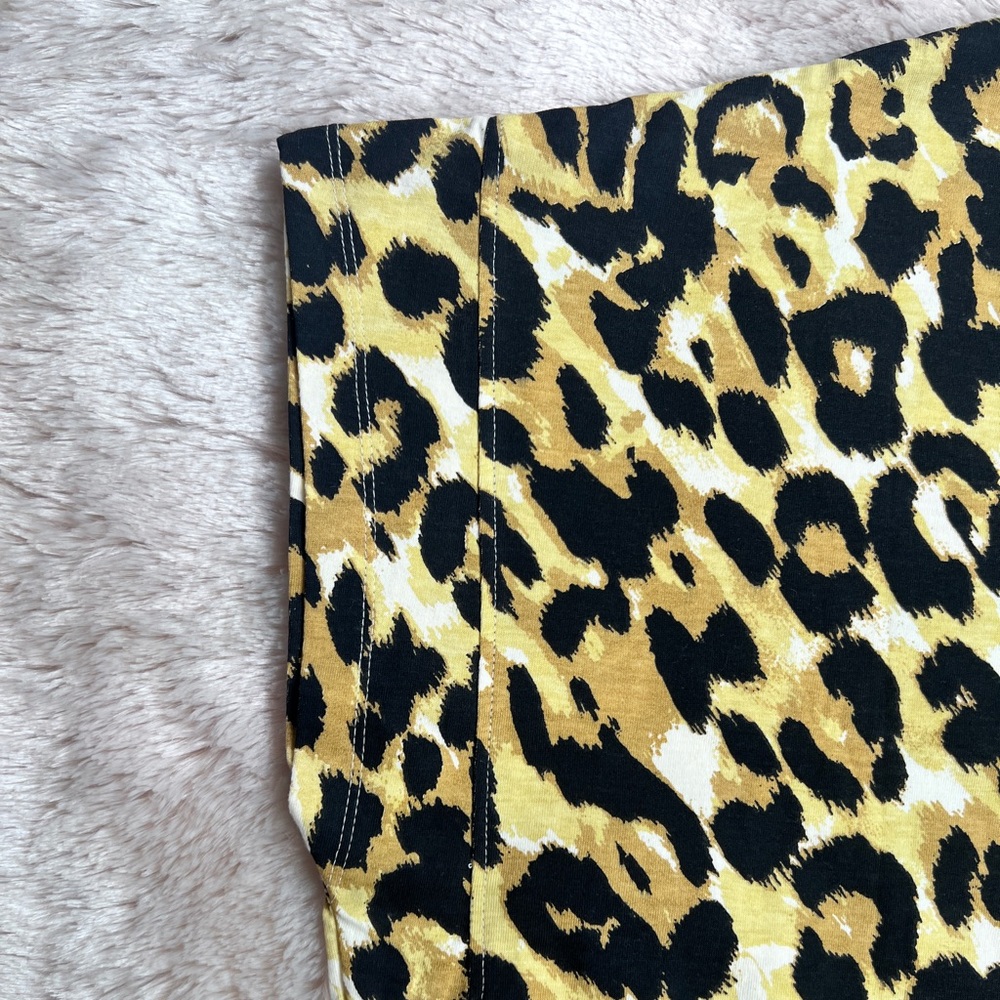 Leopard top - Picture 5 of 6